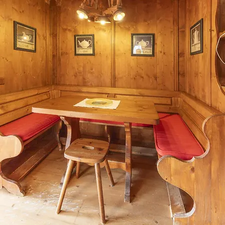 Apartment Casa Verzi, Comoda E Confortevole In Pieno Centro Cortina d'Ampezzo